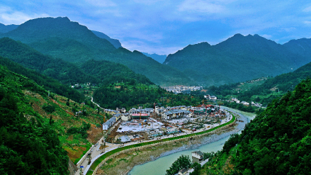 巴山大峡谷