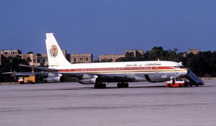 埃及航空波音707客机