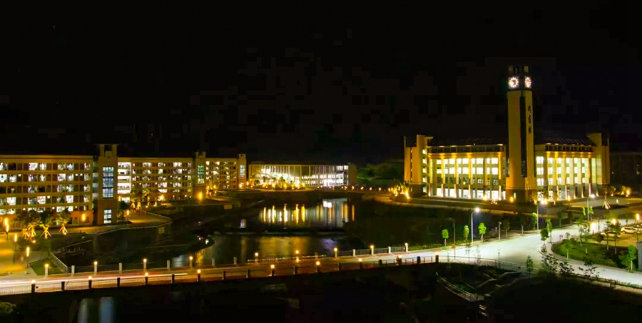 学院夜景