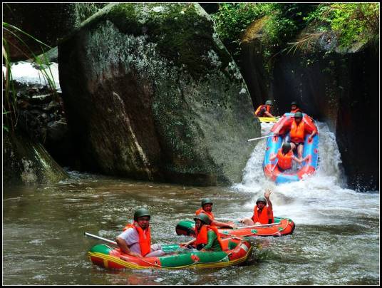 沱龙峡生态旅游景区