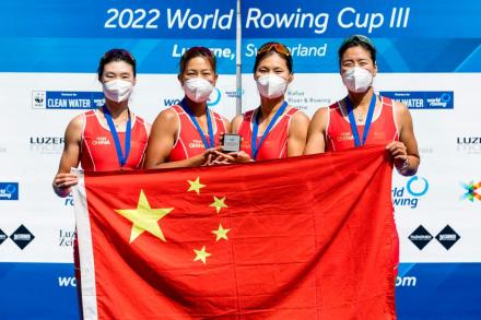 2022年赛艇世界杯，中国队获女子四人双桨年度总冠军