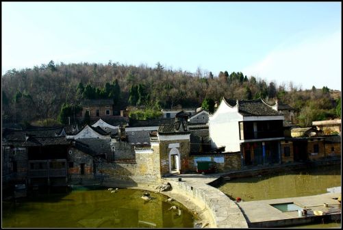 龙家大院