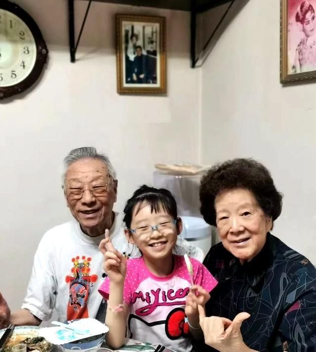 孙正阳与妻子筱月英