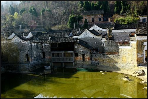 龙家大院