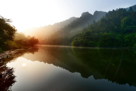 红龙湖晨曦