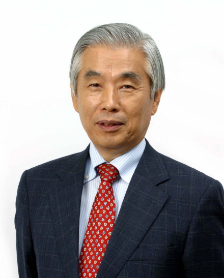 Sumio Iijima