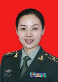 中国首位80后女航天员王亚平