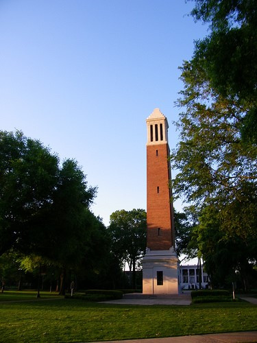 阿拉巴马大学