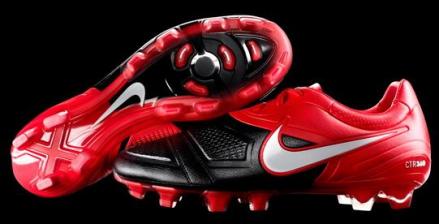 CTR360系列足球鞋