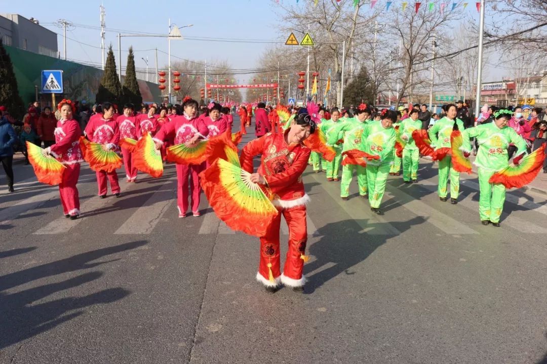 礼贤镇新春民间花会