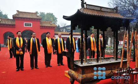 医圣祠祭奠先师万世医宗——张仲景