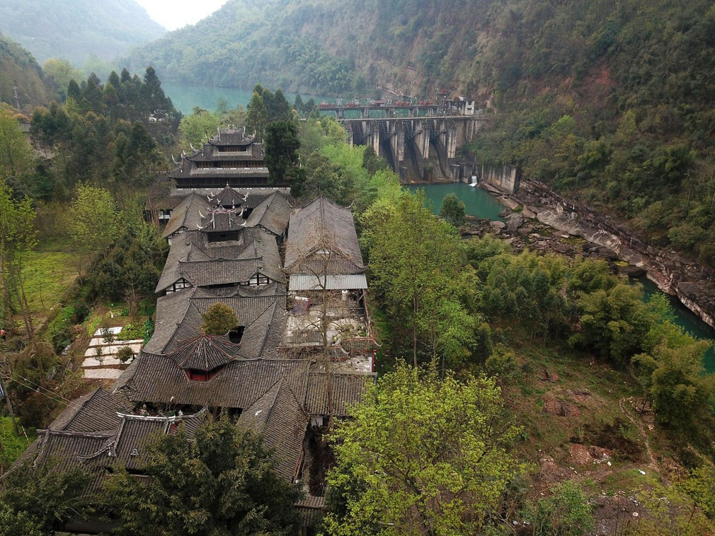 新场川王宫全景