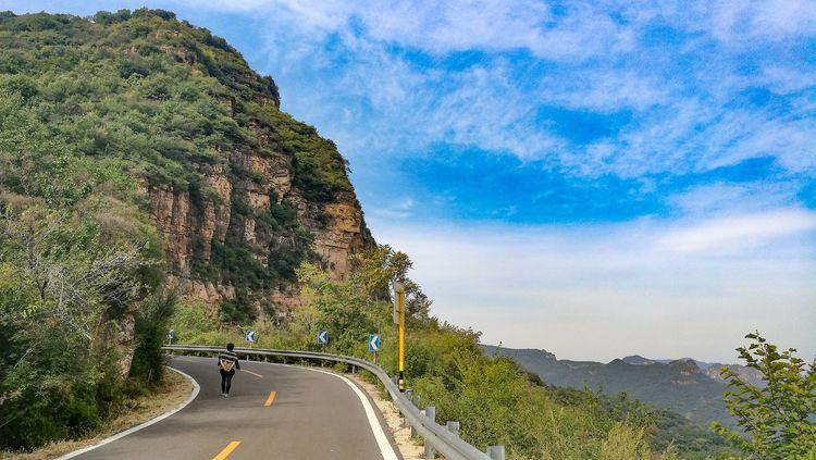 熊儿寨乡山区公路