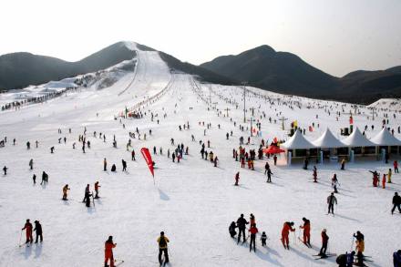 青龙山风景区-渔阳国际滑雪场