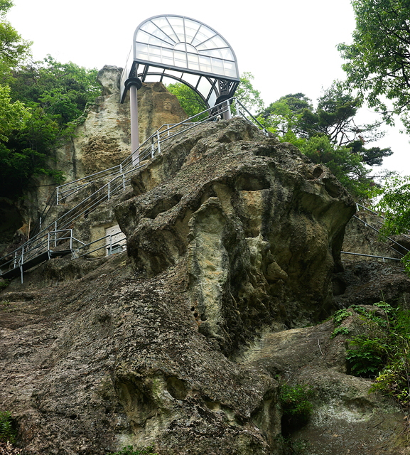 骨窟寺