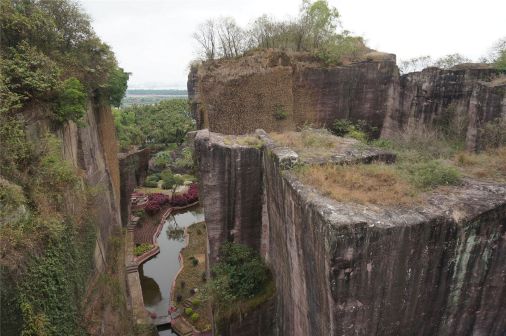 莲花山古采石场