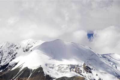 阿尼玛卿雪山 