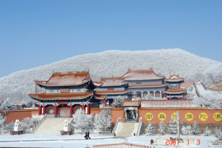 雪中的正觉寺