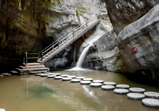 山西通天峡景区