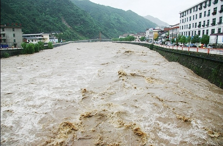 子午河支流椒溪河佛坪县城区段 