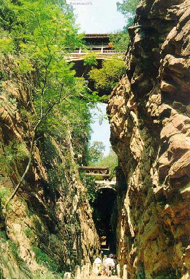 苍岩山风景区