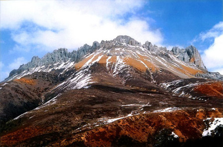 布洛阿特峰