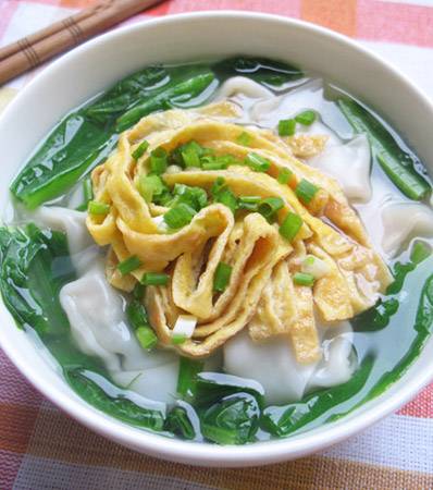 菠菜鲜肉大馄饨